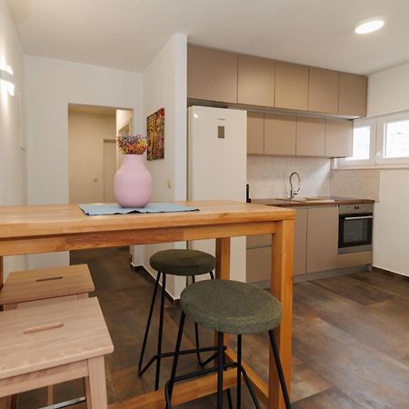 Apartments 23 And 25 With Free Private Parking Zadar Bagian luar foto