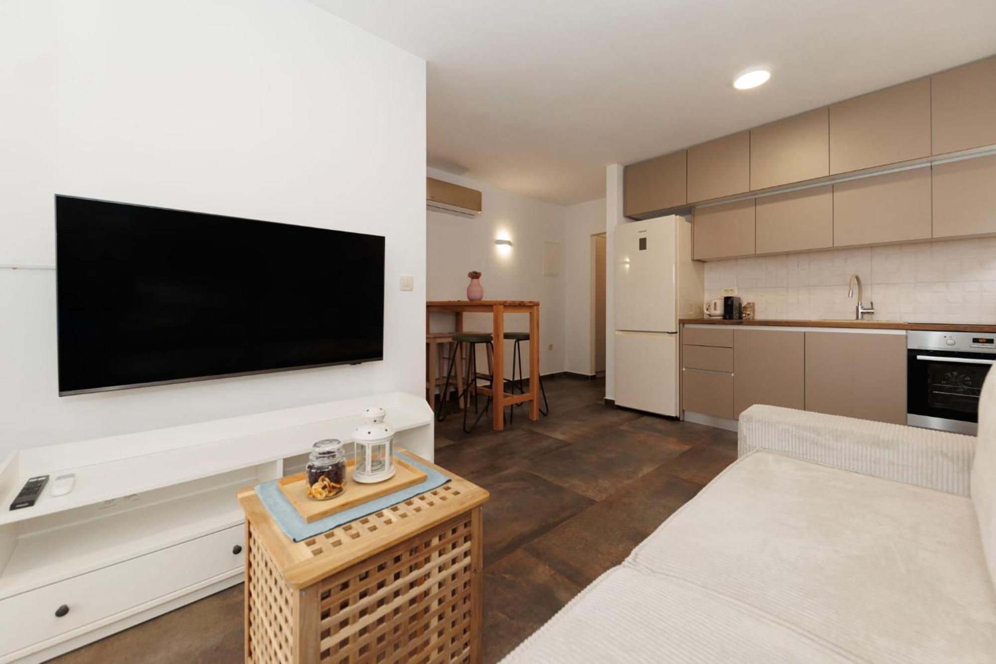 Apartments 23 And 25 With Free Private Parking Zadar Bagian luar foto